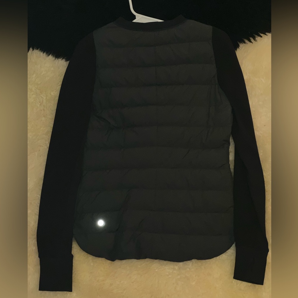 Black Lululemon Athletica Black Lightweight Jacket / Puffer Crewneck - Picture 2 of 3